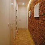Centre In Style *