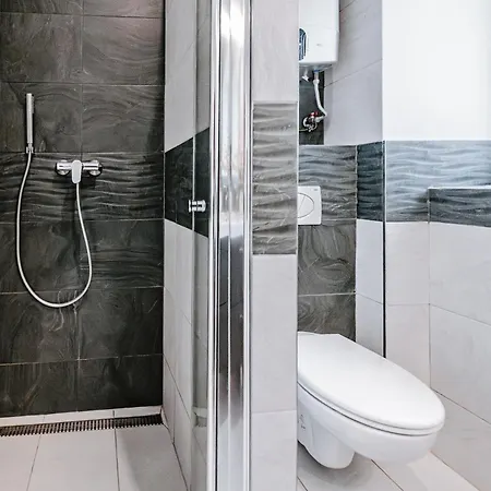 Gem Stone Center Apartment