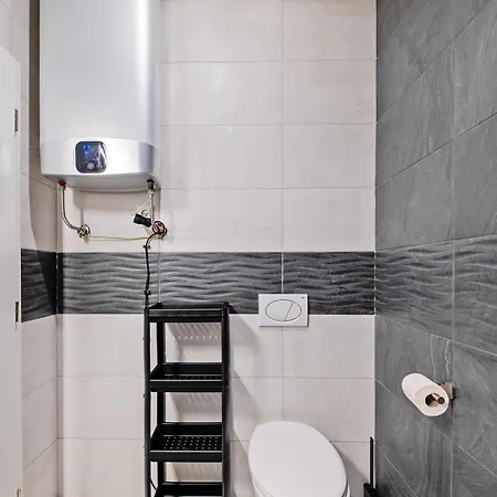 Gem Stone Center Apartment *