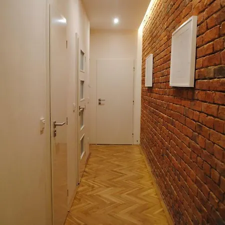 Centre In Style *
