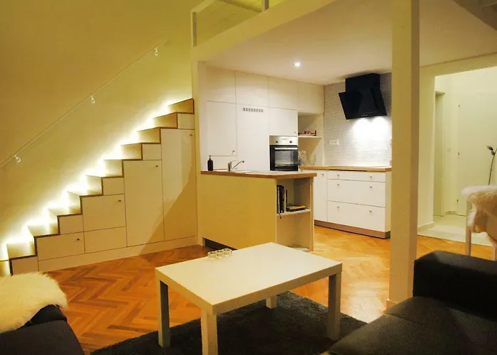 Centre In Style Apartment *